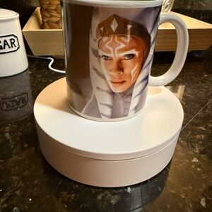 Star Wars The Mandalorian Character Mug with White and Brown Design